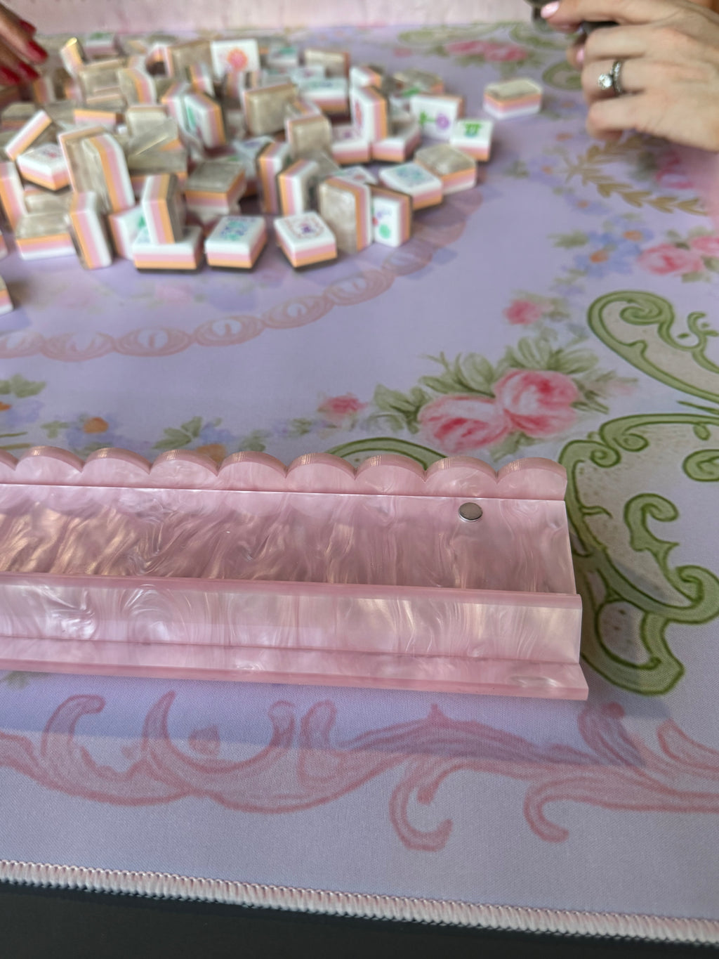 Pink Pearl Mahjong Rack